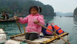 Bai Tu Long Bay